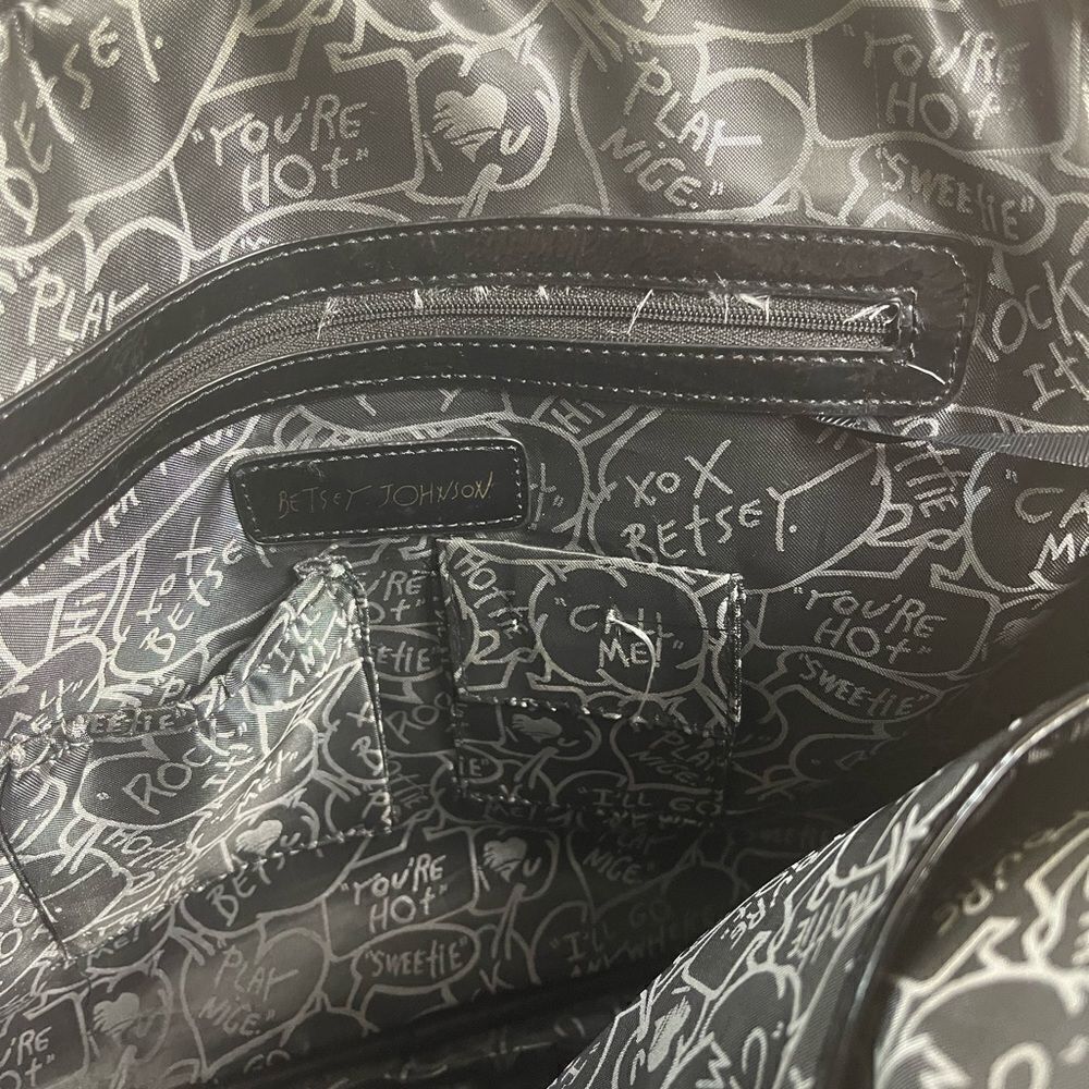 Betsey Johnson Nylon colorful large laptop shoulder bag black patent trim &strap - Picture 12 of 14